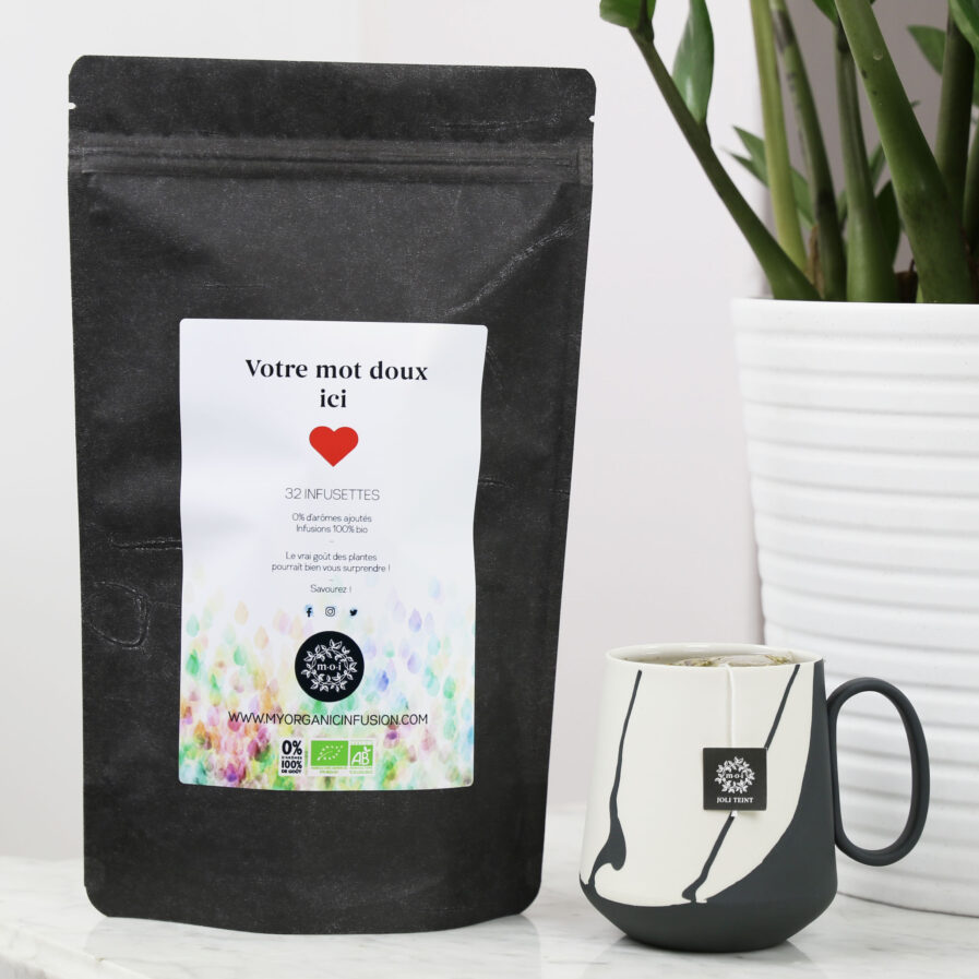 Découvrez notre infusion personnalisé. Un doypack à l'étiquette personnalisable de 32 infusettes.