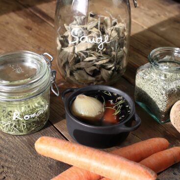 Bouillon de plantes maison