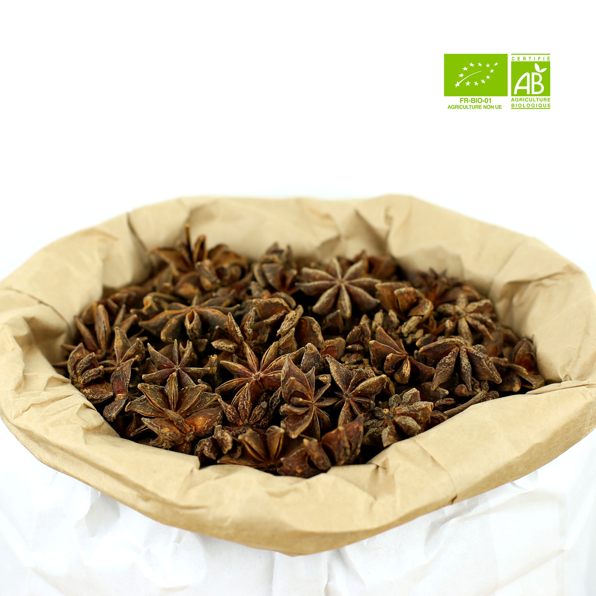Badiane-Origine Badiane bio ou Anis Étoilé dans un sac Kraft