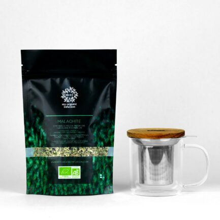 Packshot de l'infusion Malachite et de son mug infuseur inclus 300ml